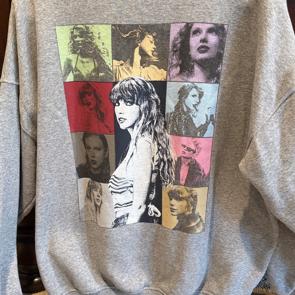 Taylor Swift Eras Tour Quarter Zip size L
